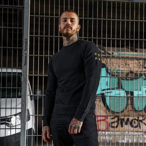 SWEATSHIRT SVARTGUL TRO